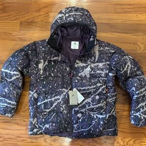 Nike ACG "Lunar Lake" PrimaLoft®
Men's Therma-FIT ADV Hooded Jacket NEW